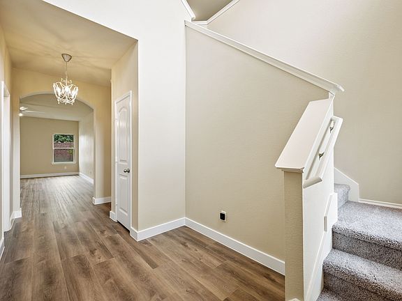 5th image of 1306 Cedar Hollow Dr