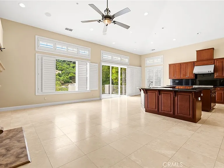 309 Whitcliff Ct — Photo 8