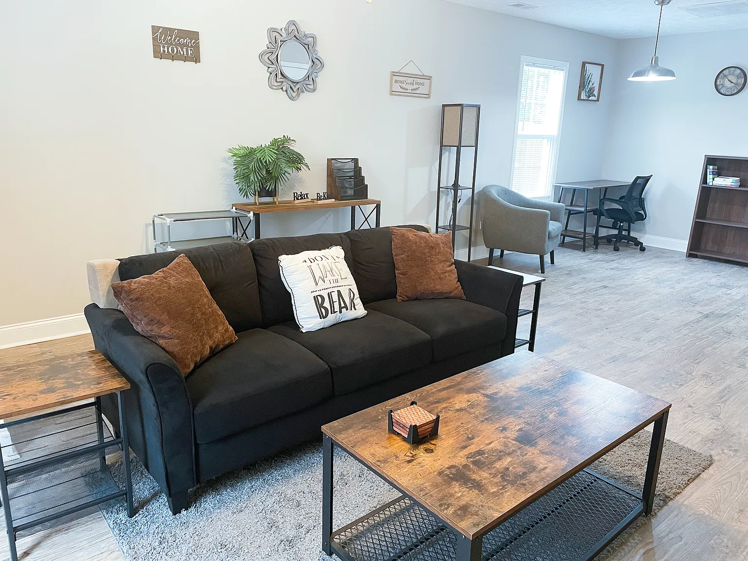 Fleetwood Dr, Fayetteville — Photo 1