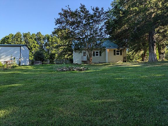 4th image of 261 Bernice Dr