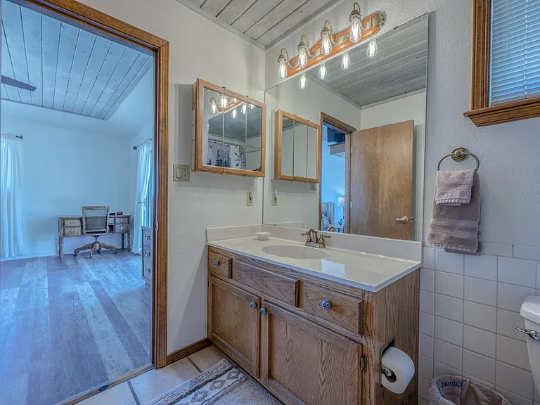 409 Barcus Rd — Photo 13
