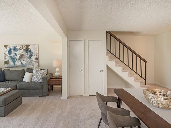 5th image of 9 Oak Crest Ct APT C