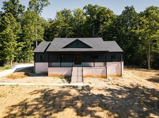 101 Secluded Cir, Radcliff, KY 40160