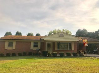97 Northview Cir, Bassett, VA 24055