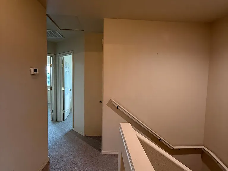 9904 Mia Ln — Photo 28