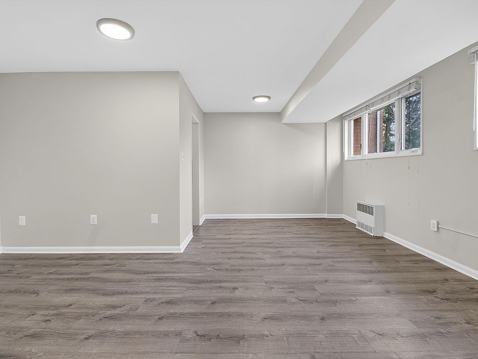 1st image of 2400 41st St NW #104-1