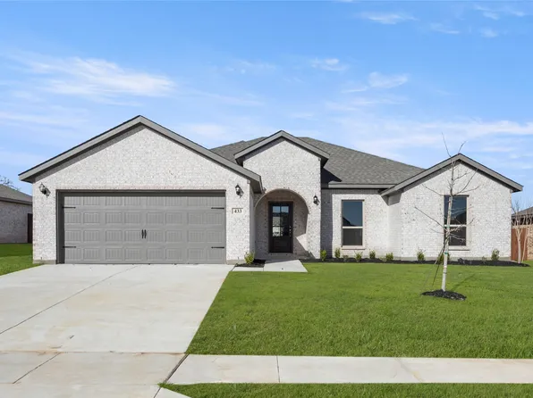 433 Falcon Way, Azle, TX 76020