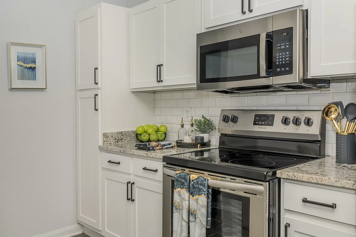 Building Photo - Wildwood Forest Apartments