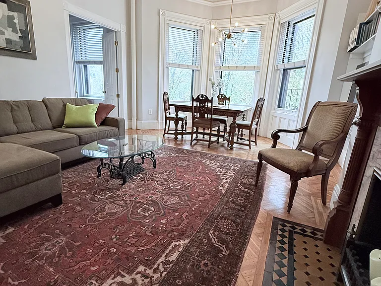 144 Commonwealth Ave #5 — Photo 18