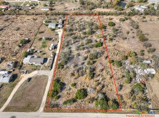 630 Mesquite Rd, San Marcos, TX 78666