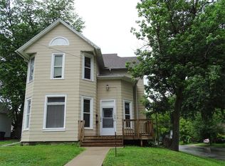 1006 N Roosevelt Ave #2, Bloomington, IL
