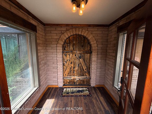 2nd image of 139 Rowan Rd