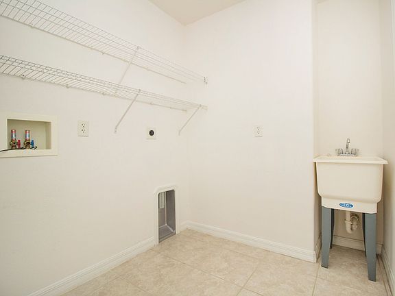 2nd image of 1111 Indian Oaks Dr
