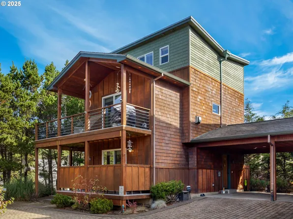 8936 Pelican Ln #5, Manzanita, OR 97130