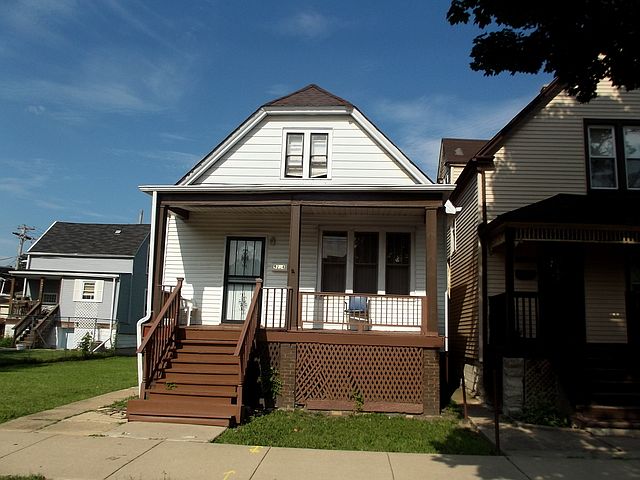 2nd image of 9234 S Avalon Ave #1