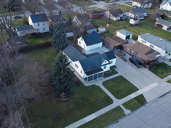 3rd image of 4988 Culver St