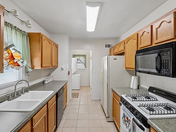 5th image of 4032 56th St