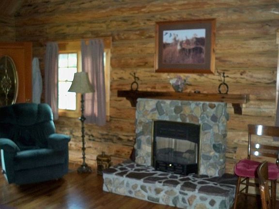 Fireplace with gas logs