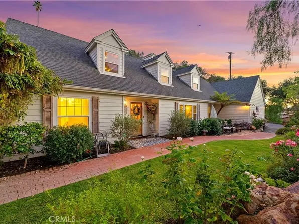 3945 Pala Mesa Dr, Fallbrook, CA 92028