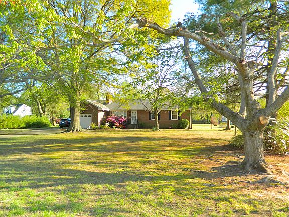 2nd image of 650 Poquoson Ave