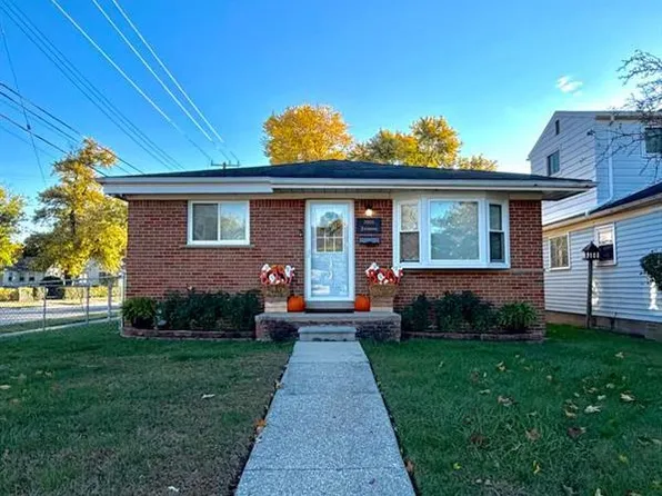 3903 Jackson St, Dearborn Heights, MI 48125
