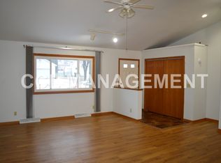 1 Eastridge Ct, Madison, WI 53716