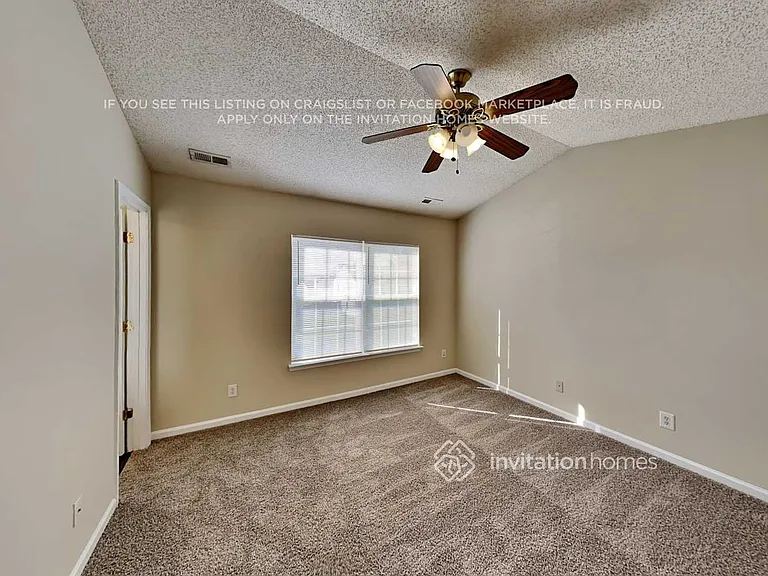 1402 Bray Dr — Photo 10