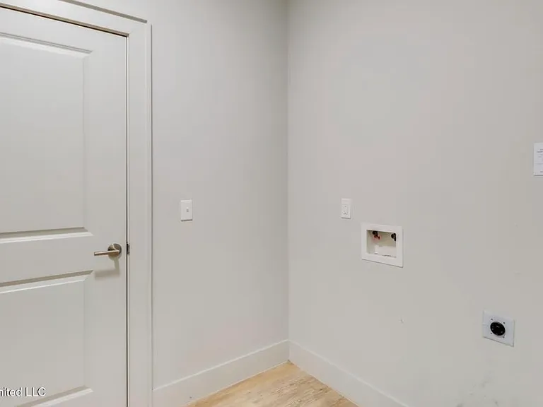 2501 Bienville Blvd #334 — Photo 9