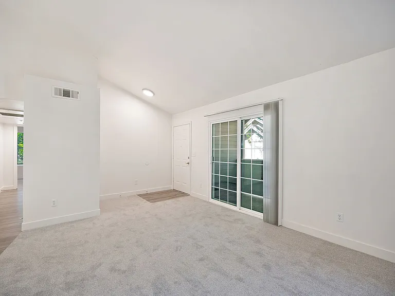 Kent Place — Photo 16