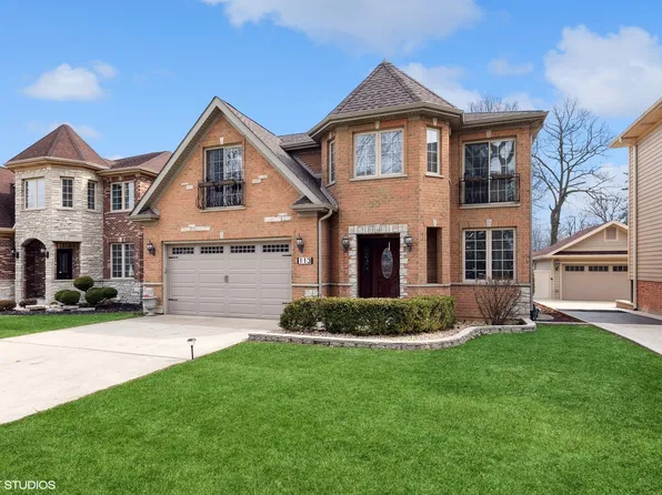 113 Oak Ave, Wood Dale, IL 60191