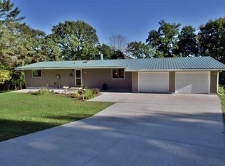 E4411 Loon Ct, La Valle, WI 53941