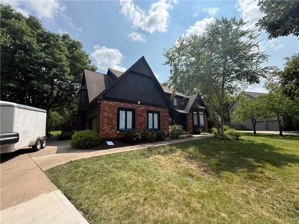 3353 W 129th Ter, Leawood, KS 66209