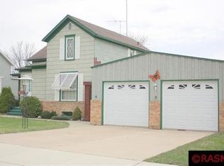 520 2nd Ave NW, Sleepy Eye, MN 56085