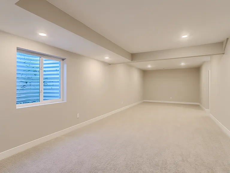 2050 Ballyneal St — Photo 19