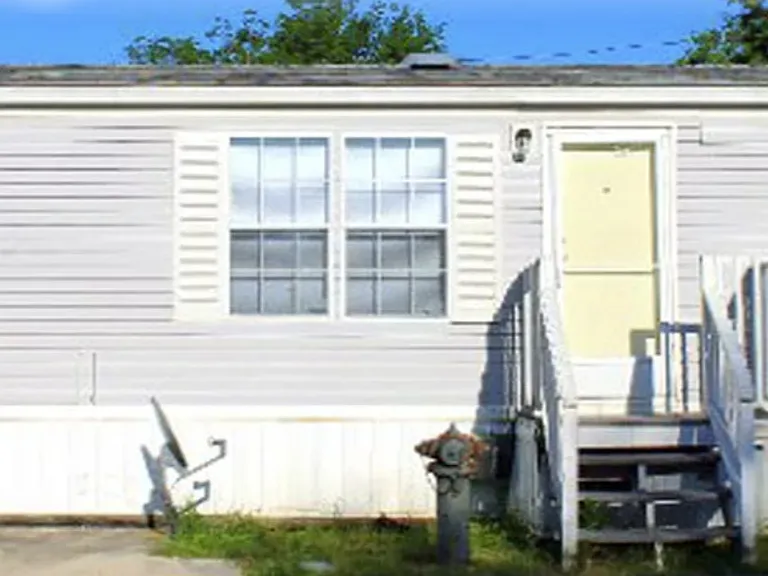 5215 Crestway Dr #24 — Photo 2
