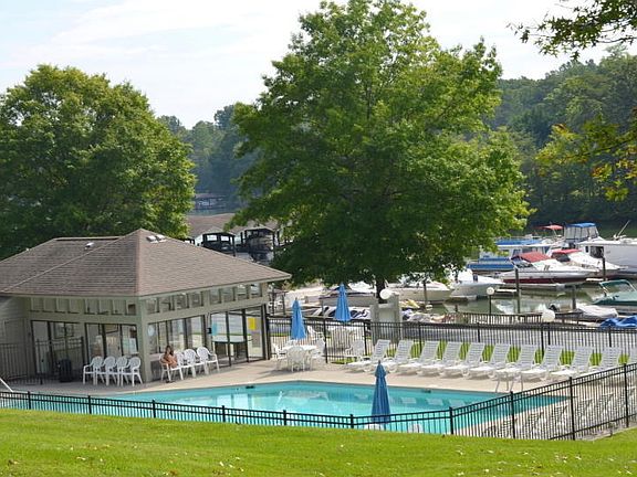 2nd image of 349 Shoreline Marina Cir Unit 103