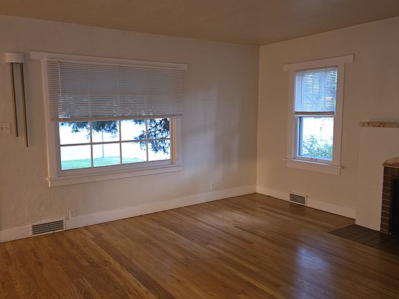 2nd image of 630 W Oak St