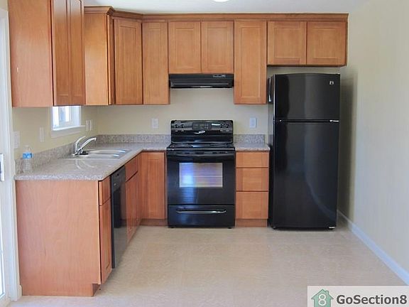 5th image of 2551 Lilliput Ln