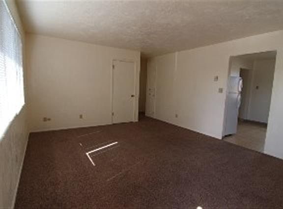 2nd image of 1345 Elizabeth Cir