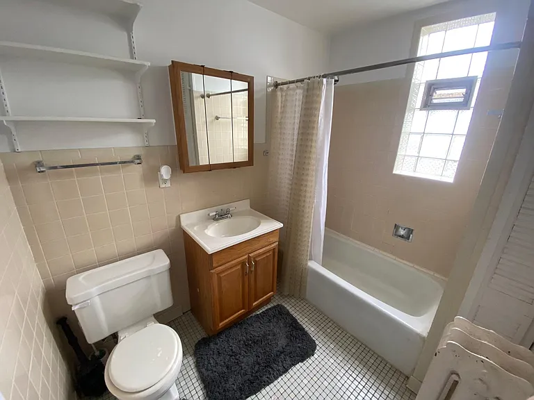 3735 N Sheffield Ave #3 — Photo 11