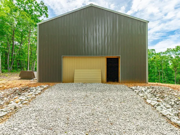 87 Apple Ln, Pikeville, TN 37367