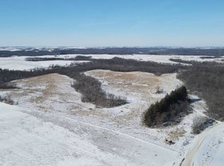 1 Grain Rd, Fayette, IA 52142