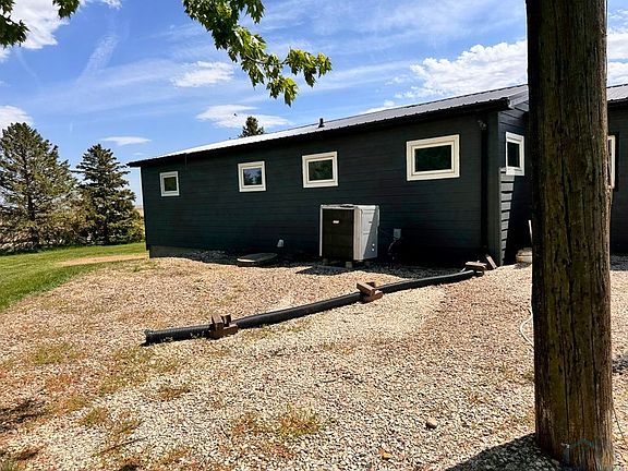 3rd image of 1741 Vine Ave