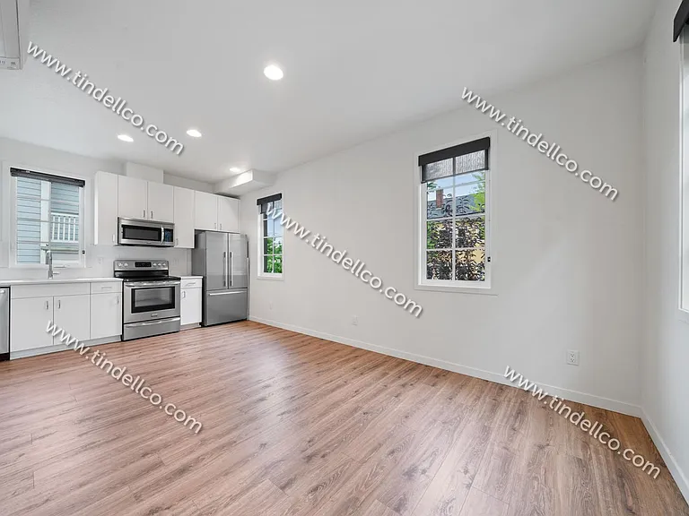 1106-1110 SE Lincoln St — Photo 10