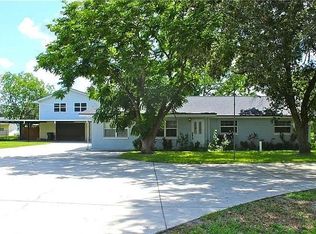 2834 Thornhill Rd, Winter Haven, FL 33880
