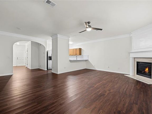 3rd image of 5662 Lawley Dr