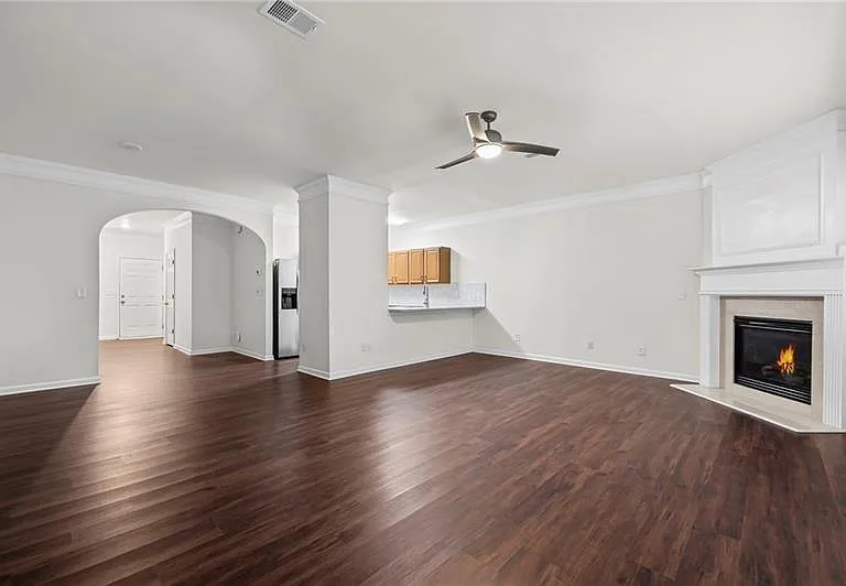 5662 Lawley Dr — Photo 3