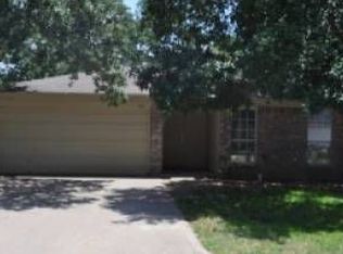 1121 Glen Creek Dr, Mansfield, TX 76063