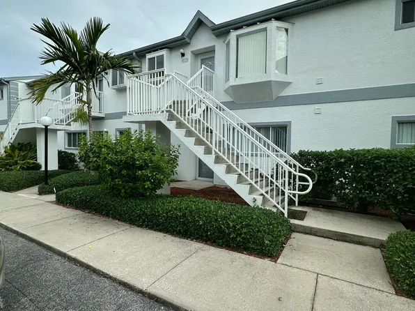 335 Ocean Park Ln #V106, Cape Canaveral, FL 32920