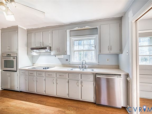 3rd image of 10201 Walden Rd